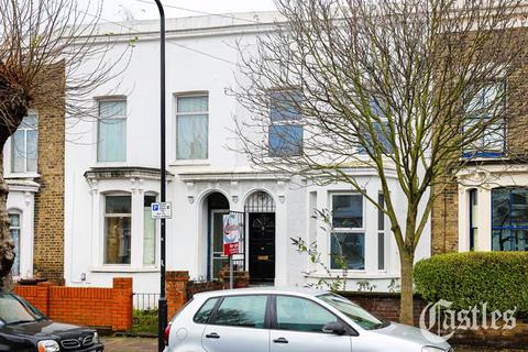124 Clifden Road, London, E5 0LN