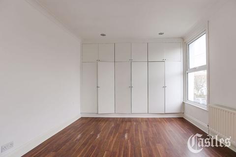 124 Clifden Road, London, E5 0LN