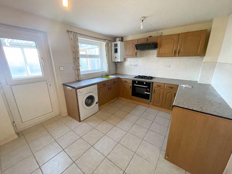 Tulip Road, Scunthorpe 2 bed property - £525 pcm (£121 pw)