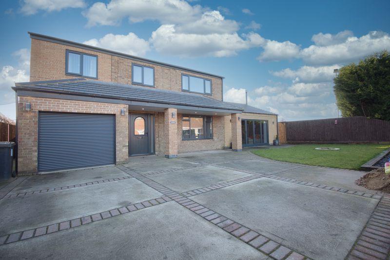 Newport Drive, Winterton 4 bed detached house £325,000