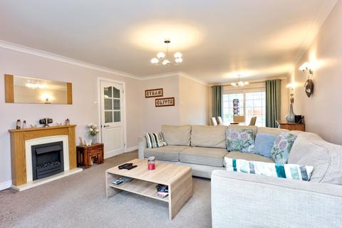 18 Caughley Close, Broseley, TF12 5SP