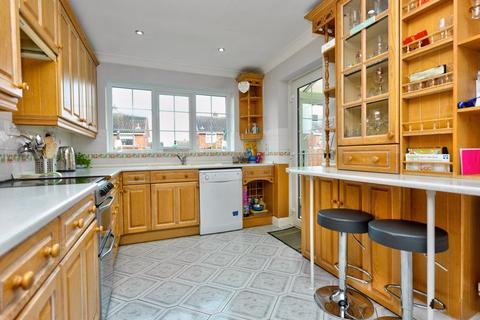 18 Caughley Close, Broseley, TF12 5SP
