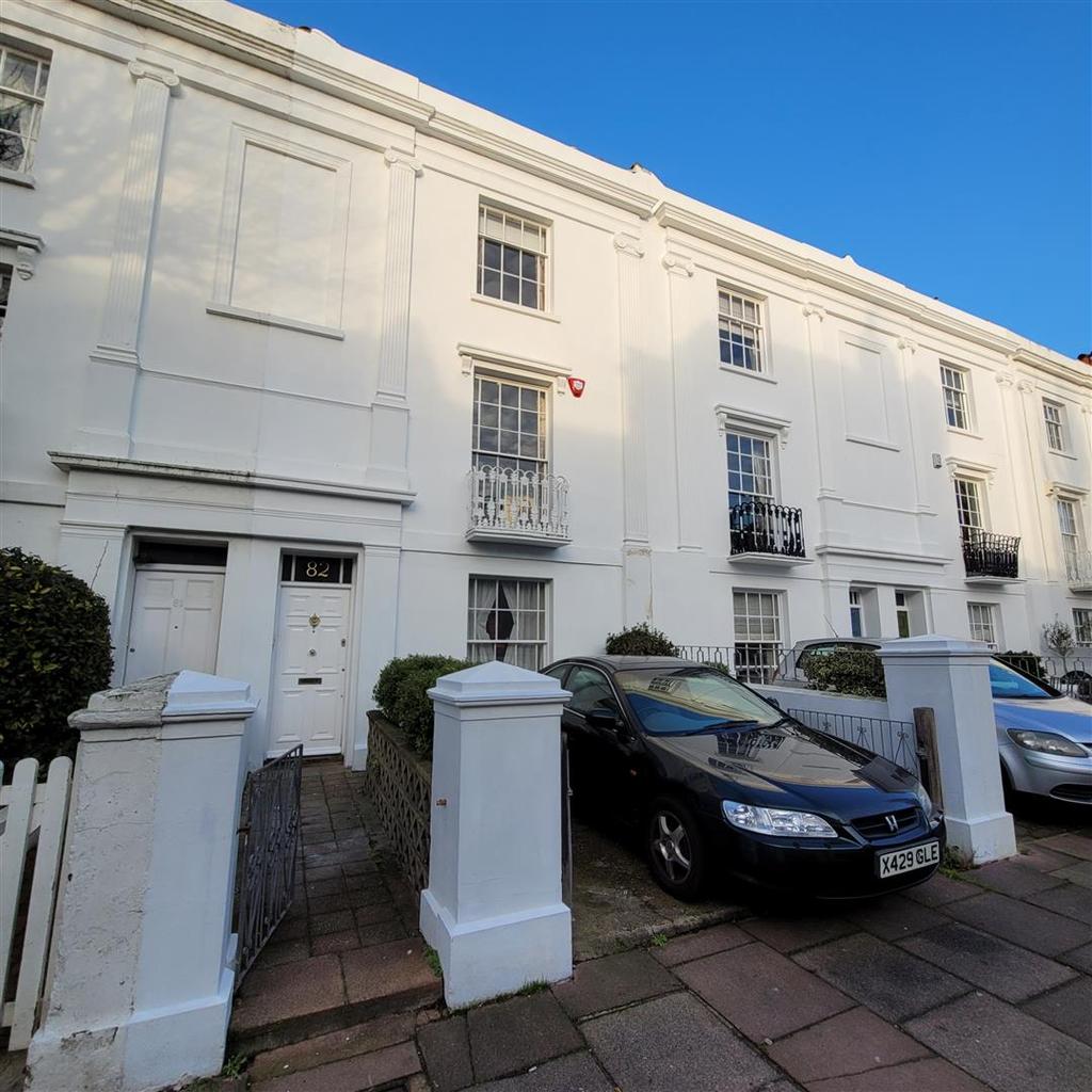 Upper North Street, Brighton 3 bed terraced house £2,250 pcm (£519 pw)