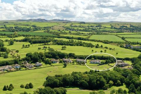 7 Bowood Park, Lanteglos, Camelford, PL32 9LA