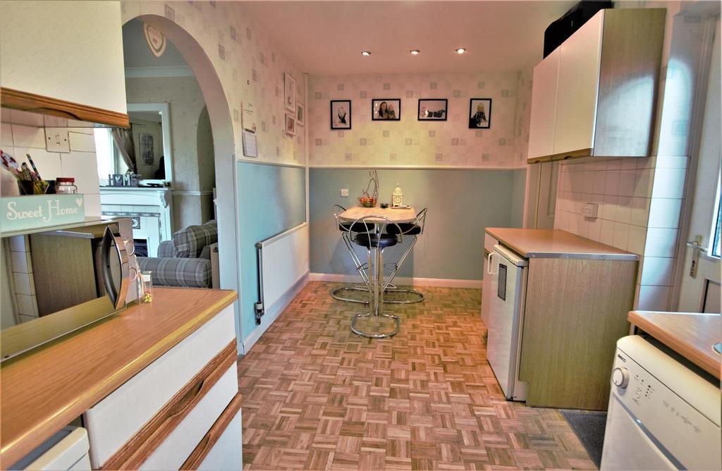Kitchen/dining