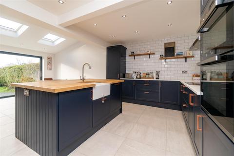 7 Albert Road, Bunny, Nottingham, NG11 6QE