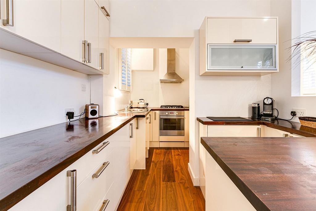Apartment in London - View 3