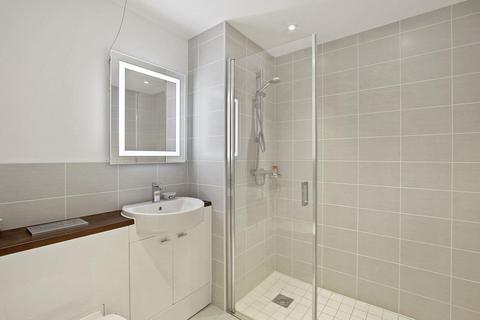 1 bedroom apartment for sale, Landmark Place,Moorfield Road, North Orbital Road, Denham, Uxbridge, Middlesex, UB9 5BY