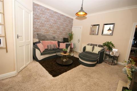 33 Temperance Field, Wyke, Bradford, BD12 9NR