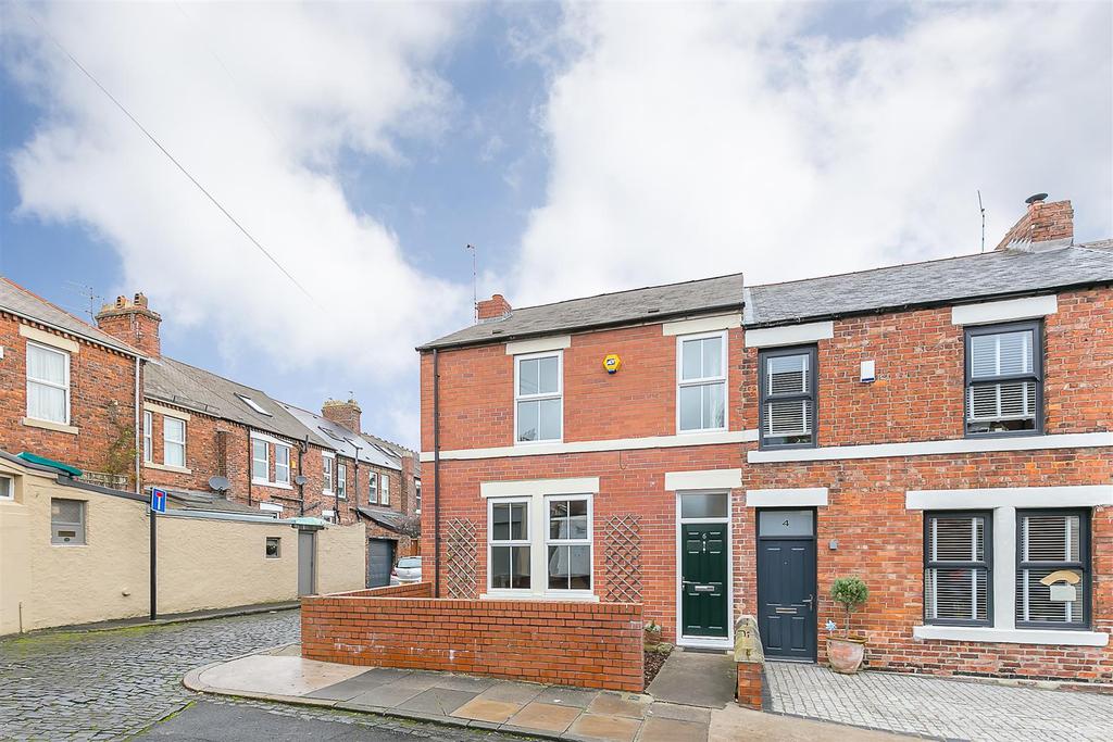 Clarence Place, South Gosforth, Newcastle upon Tyne 3 bed end of