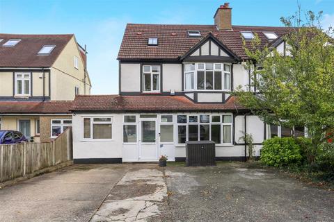 23 Dalmeny Road, Carshalton, SM5 4PW
