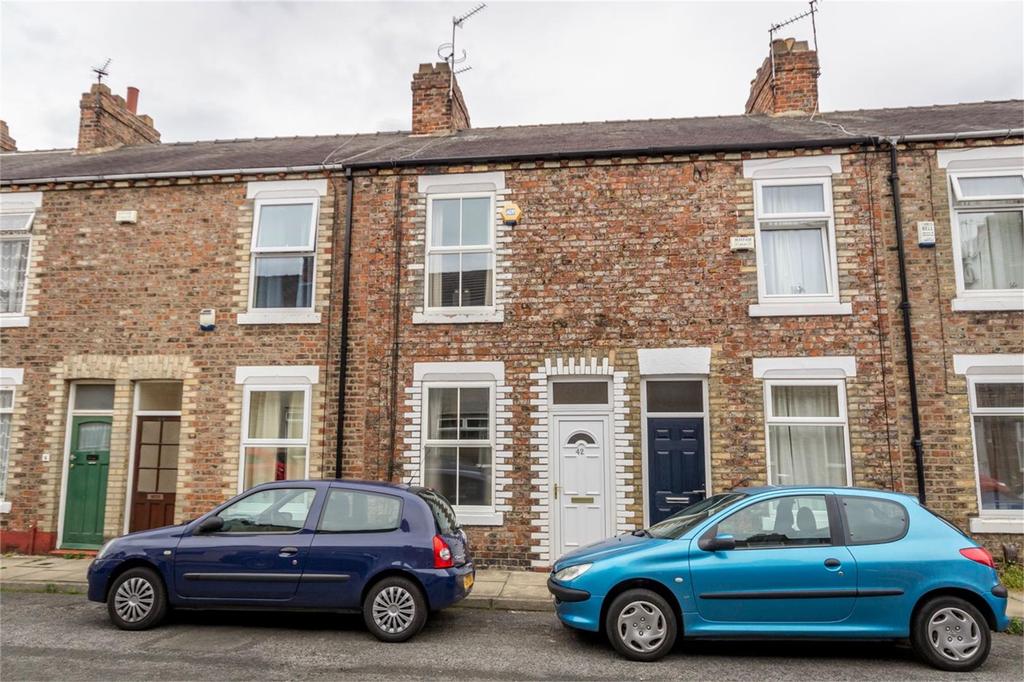 Upper Newborough Street York 2 bed terraced house £750 pcm (£173 pw)