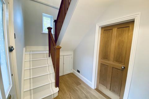 107 Beehive Lane, Chelmsford, CM2 9RP