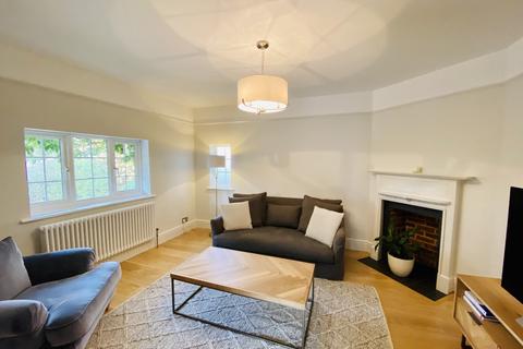 107 Beehive Lane, Chelmsford, CM2 9RP
