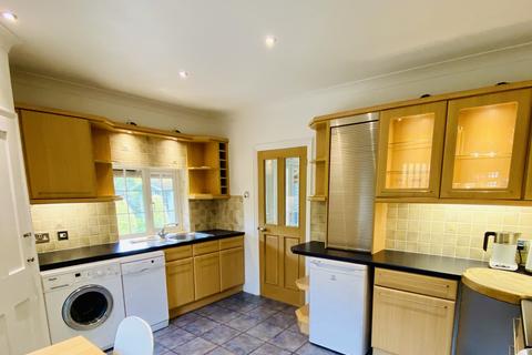 107 Beehive Lane, Chelmsford, CM2 9RP
