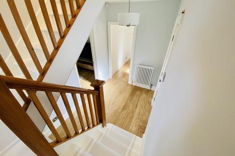 107 Beehive Lane, Chelmsford, CM2 9RP