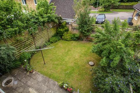 18 Eton Close, Witney, OX28 3GA