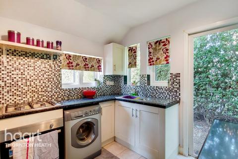 155 Aurelia Road, Croydon, CR0 3BF