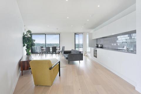 3 bedroom apartment for sale, Summerston House, Royal Wharf, London, E16