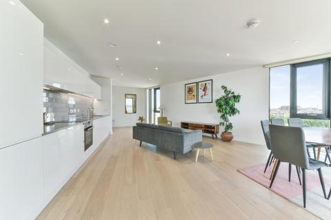 3 bedroom apartment for sale, Summerston House, Royal Wharf, London, E16