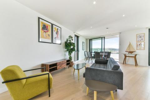 3 bedroom apartment for sale, Summerston House, Royal Wharf, E16