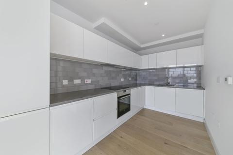 2 bedroom apartment for sale - Liner House, Royal Wharf, London, E16
