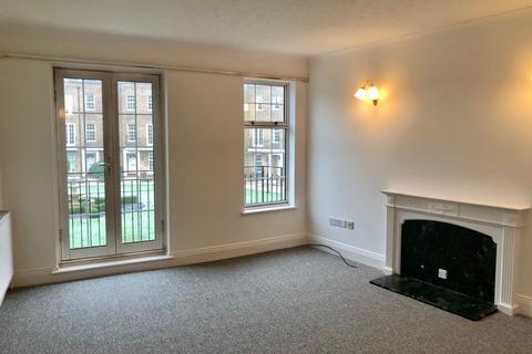 4 bedroom townhouse to rent, Branksome  BH13