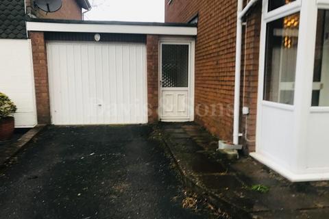 3 bedroom detached house to rent, Plantation Drive, Croesyceiliog, Cwmbran, Torfaen. NP44 2AN