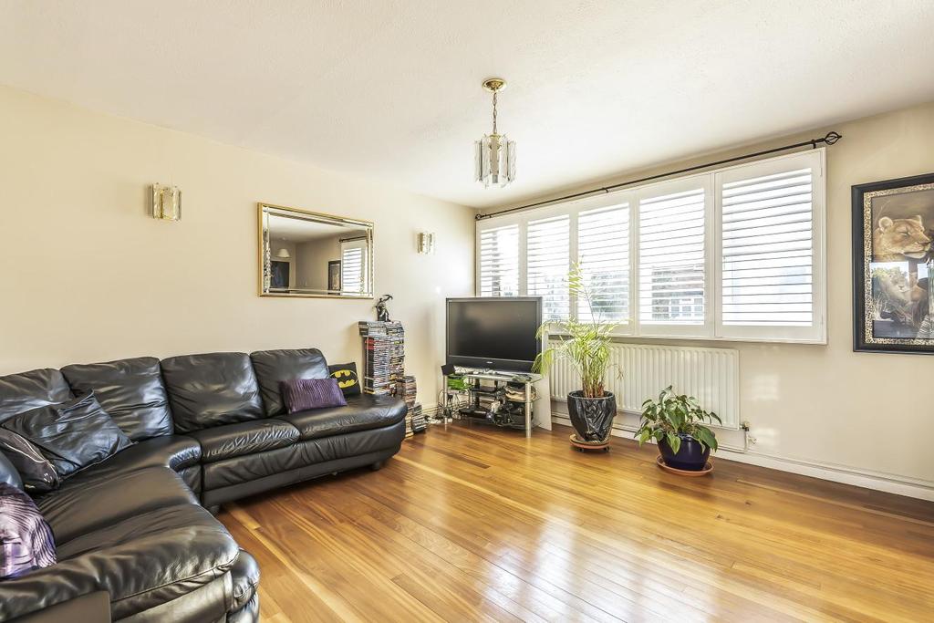 Lyme Farm Road, Lee 2 bed £350,000