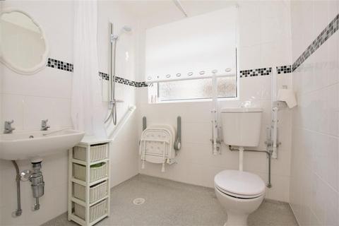 27 Quex View Road, Birchington, CT7 0DZ