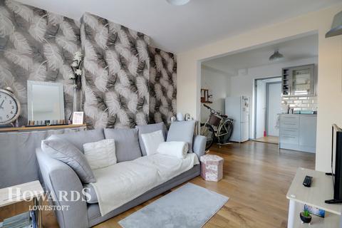 1 Clement Square, Lowestoft, NR33 0LT