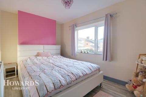 1 Clement Square, Lowestoft, NR33 0LT