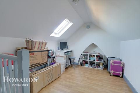 1 Clement Square, Lowestoft, NR33 0LT