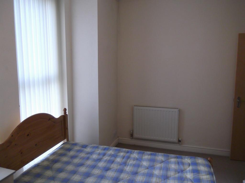 Photograph 4