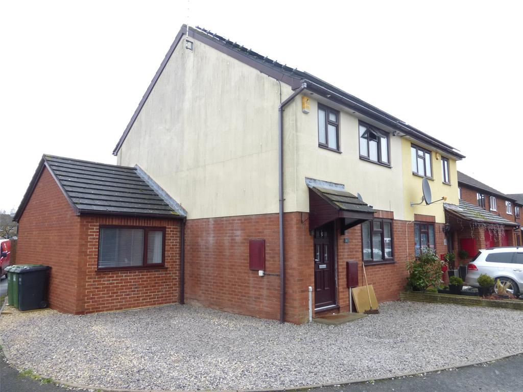 St Pauls Close, Evesham, WR11 3 bed semidetached house £215,000
