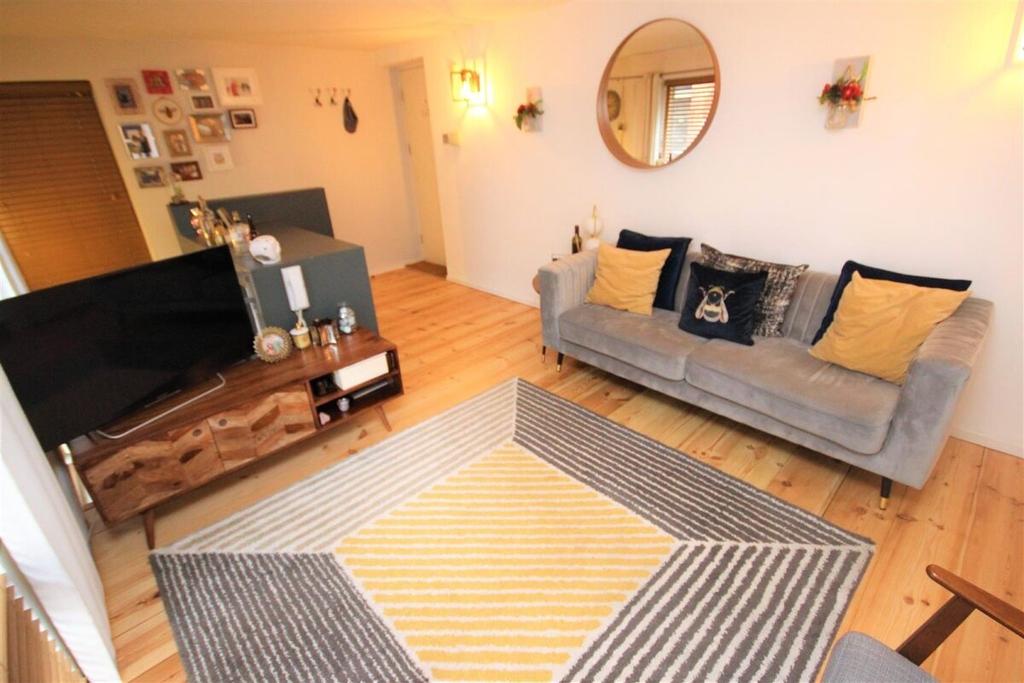 Britannia Mills, Hulme Hall Road Manchester M15 1 bed apartment £199,950