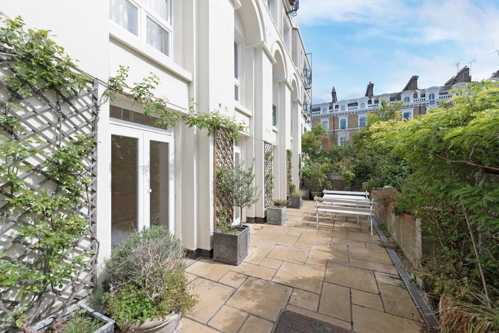 Private Garden