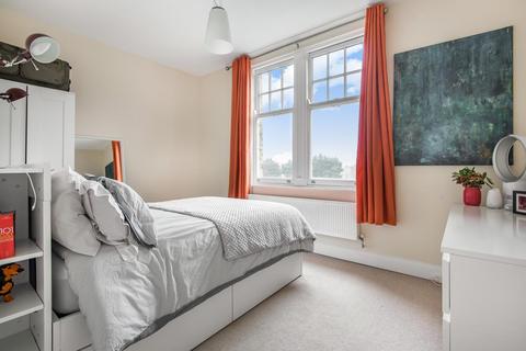 Flat 2, 24 Hervey Road, London, SE3 8BS
