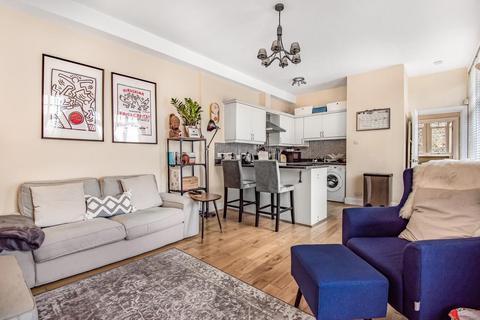 Flat 2, 24 Hervey Road, London, SE3 8BS