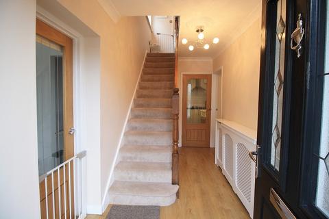 3 bedroom semi-detached house for sale - Talbot Close, Talbot Green, Pontyclun, Rhondda, Cynon, Taff. CF72 8AS