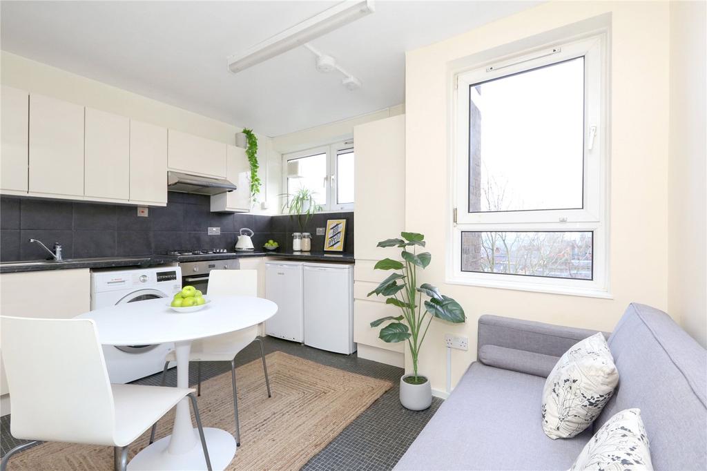 Kitchen/Reception