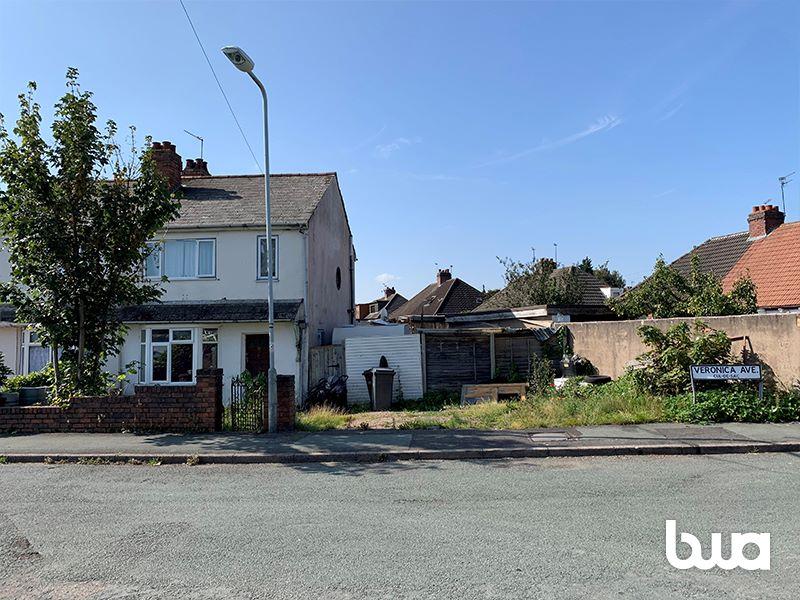 Veronica Avenue, Wolverhampton, WV4 6AJ 3 bed semidetached house £65,000