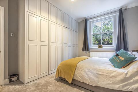 12a Oxford Road, London, SW15 2LF
