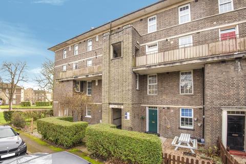 3 Ryculff Square, London, SE3 0SN