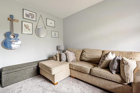 3 Ryculff Square, London, SE3 0SN
