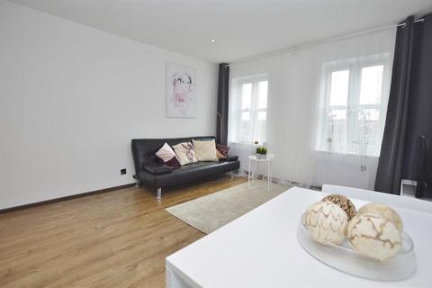 6 Partridge Square, London, E6 5LH