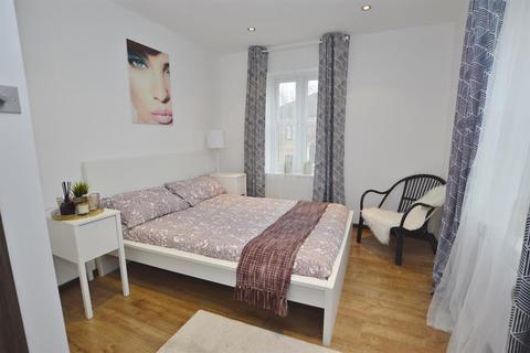 6 Partridge Square, London, E6 5LH