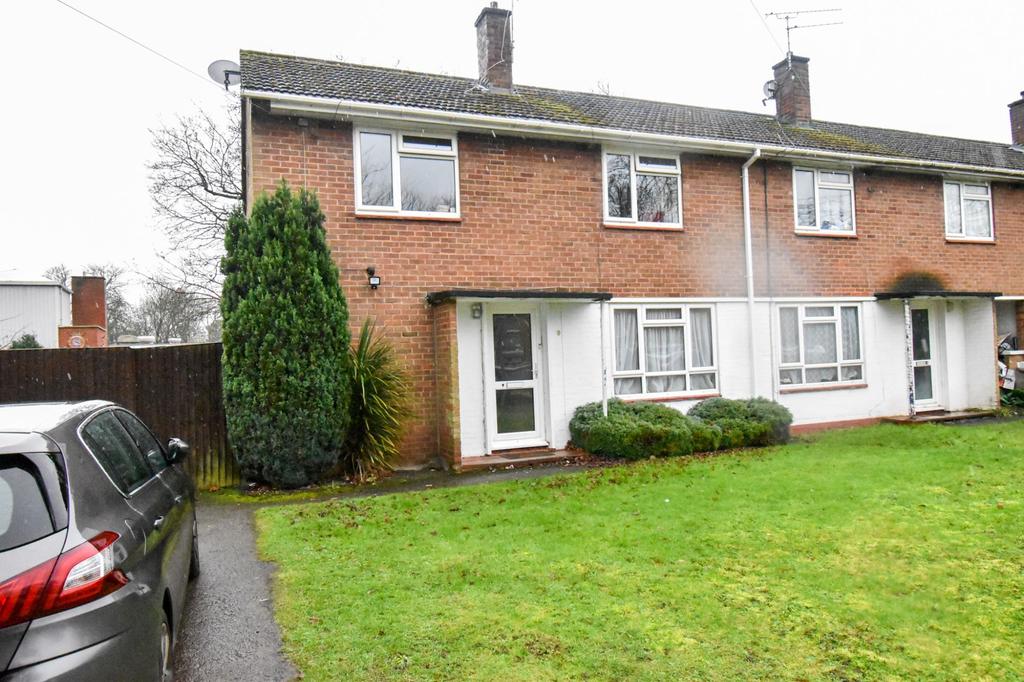 Namur Road, Wigston 3 bed semidetached house £750 pcm (£173 pw)