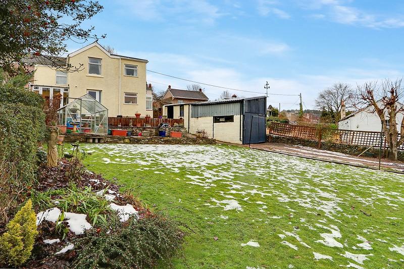 Morse Lane, Drybrook, Gloucestershire. GL17 9AF 3 bed semidetached