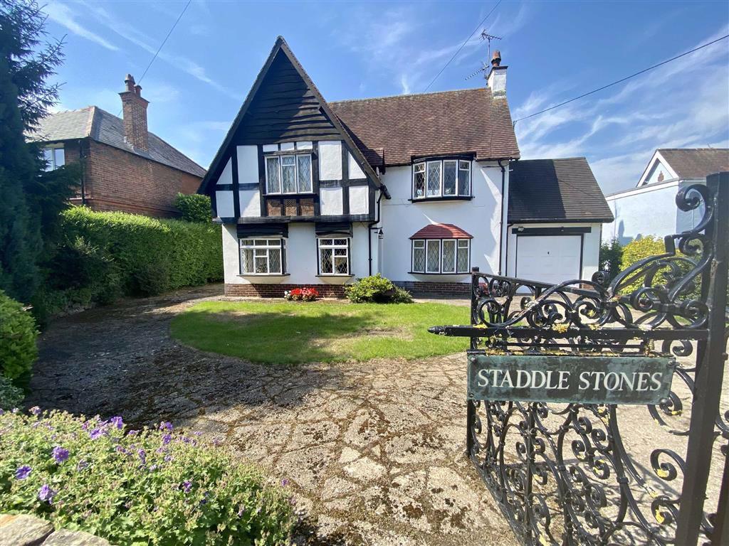 Hendy Road, Mold, Flintshire 3 bed detached house £495,000